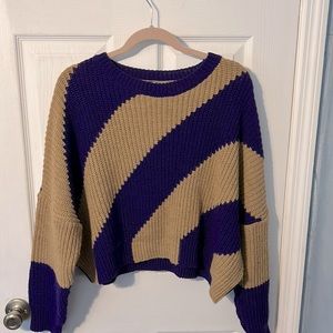 Beautifully well made biancoghiaccio sweater, Purple and Camel color size M